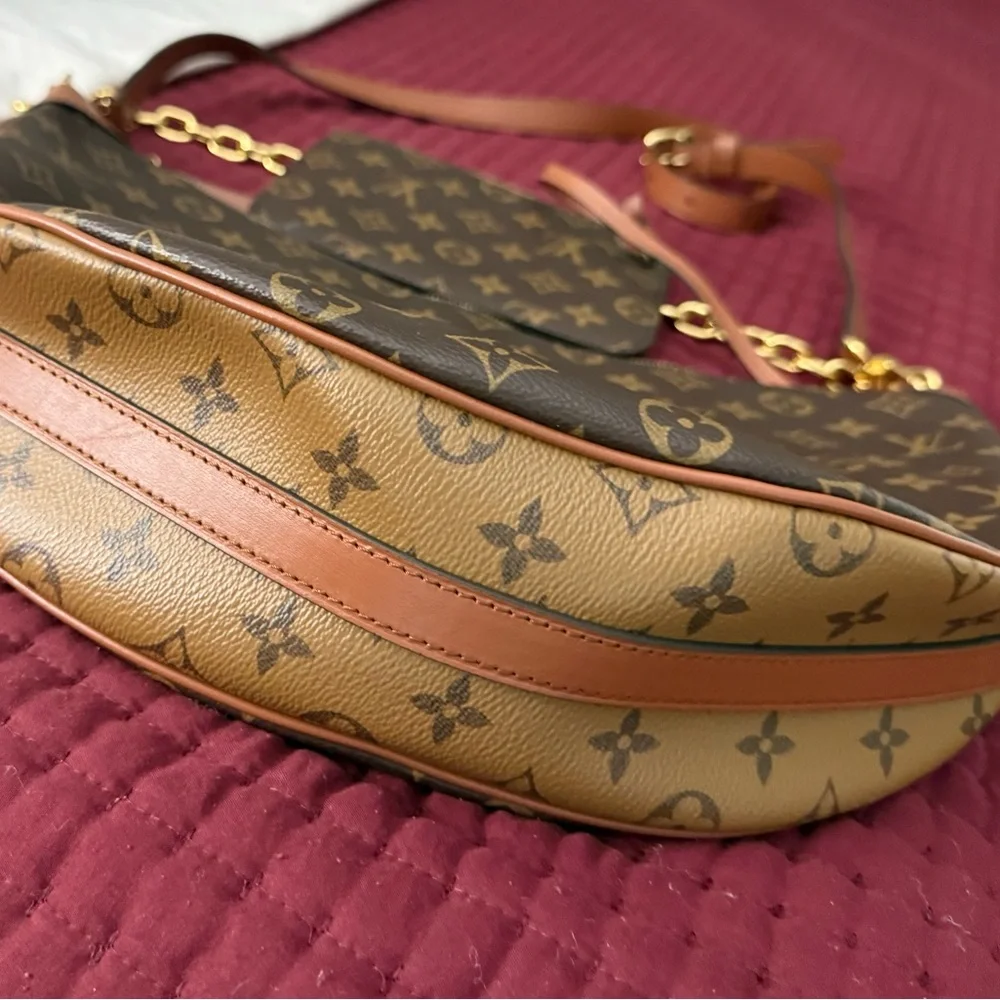 Louis Vuitton Brown Monogram Shoulder Bag - Picture 2 of 5